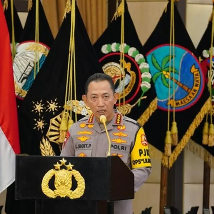 Kapolri Imbau Masyarakat Rayakan Tahun Baru dengan Sederhana sebagai Bentuk Empati Bencana