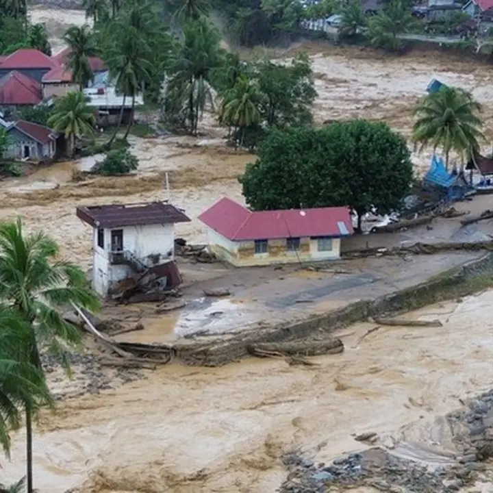 Bencana Sumatera: 1.141 Meninggal, 163 Hilang, 395 Ribu Mengungsi Akibat Banjir dan Longsor