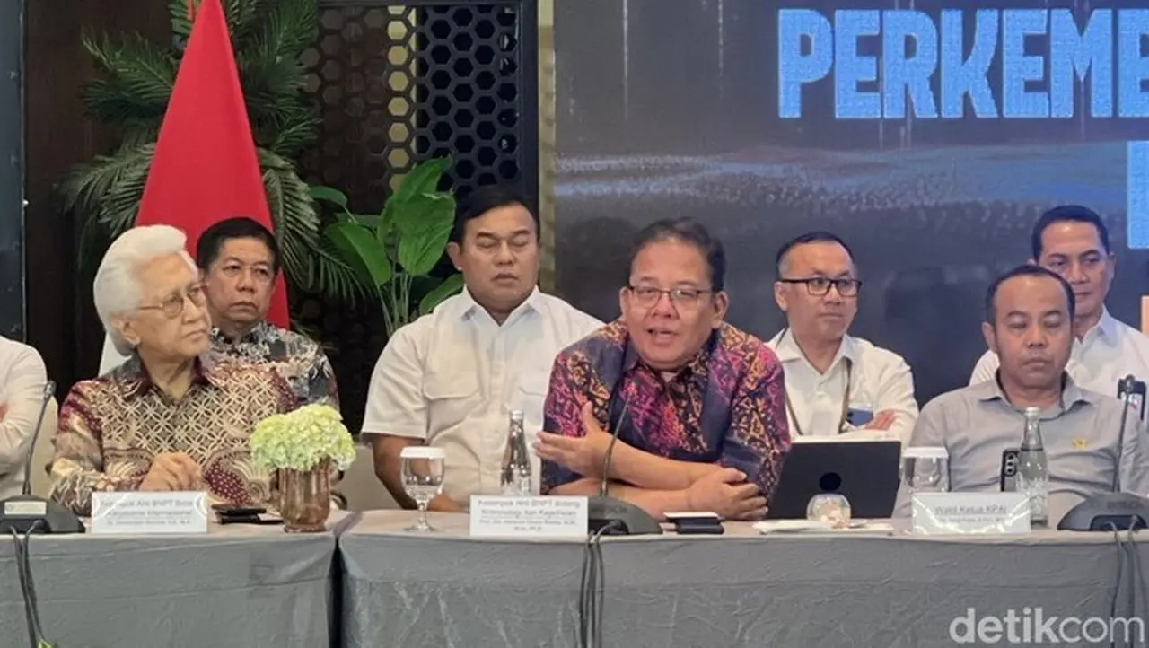Anggota Kelompok Ahli Bnpt Bidang Kriminologi Dan Kepolisian Adrianus Meliala. (adhfar/detikcom)