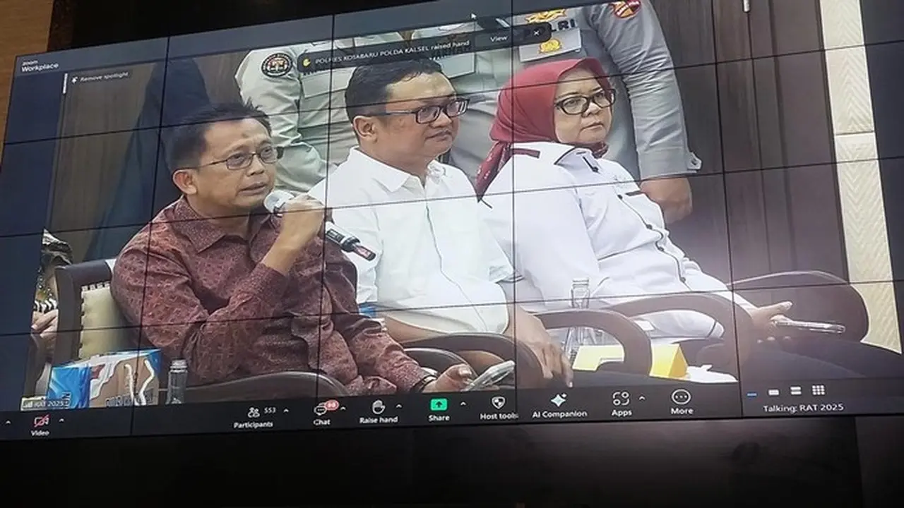 Foto: Wakil Ketua Dewan Pers, Totok Suryanto, Saat Menghadiri Rilis Akhir Tahun 2025 Mabes Polri. (rumondang N/detikcom)