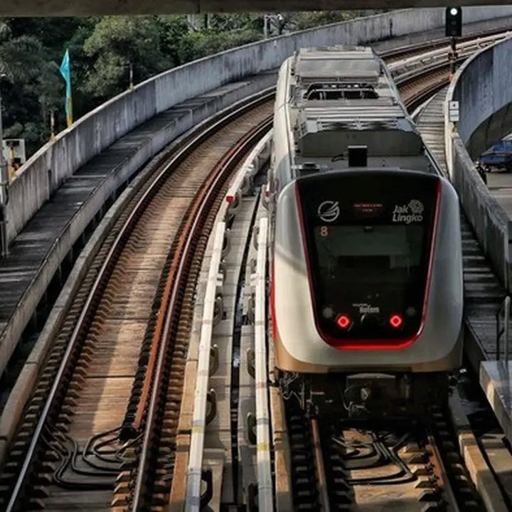 Perayaan Tahun Baru 2026: MRT, LRT, dan Transjakarta Beroperasi Hingga Pukul 02.00 WIB