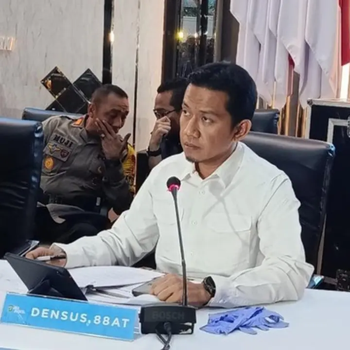 Densus 88 Amankan 7 Terduga Teroris Jaringan NII-AD Jelang Pergantian Tahun 2026