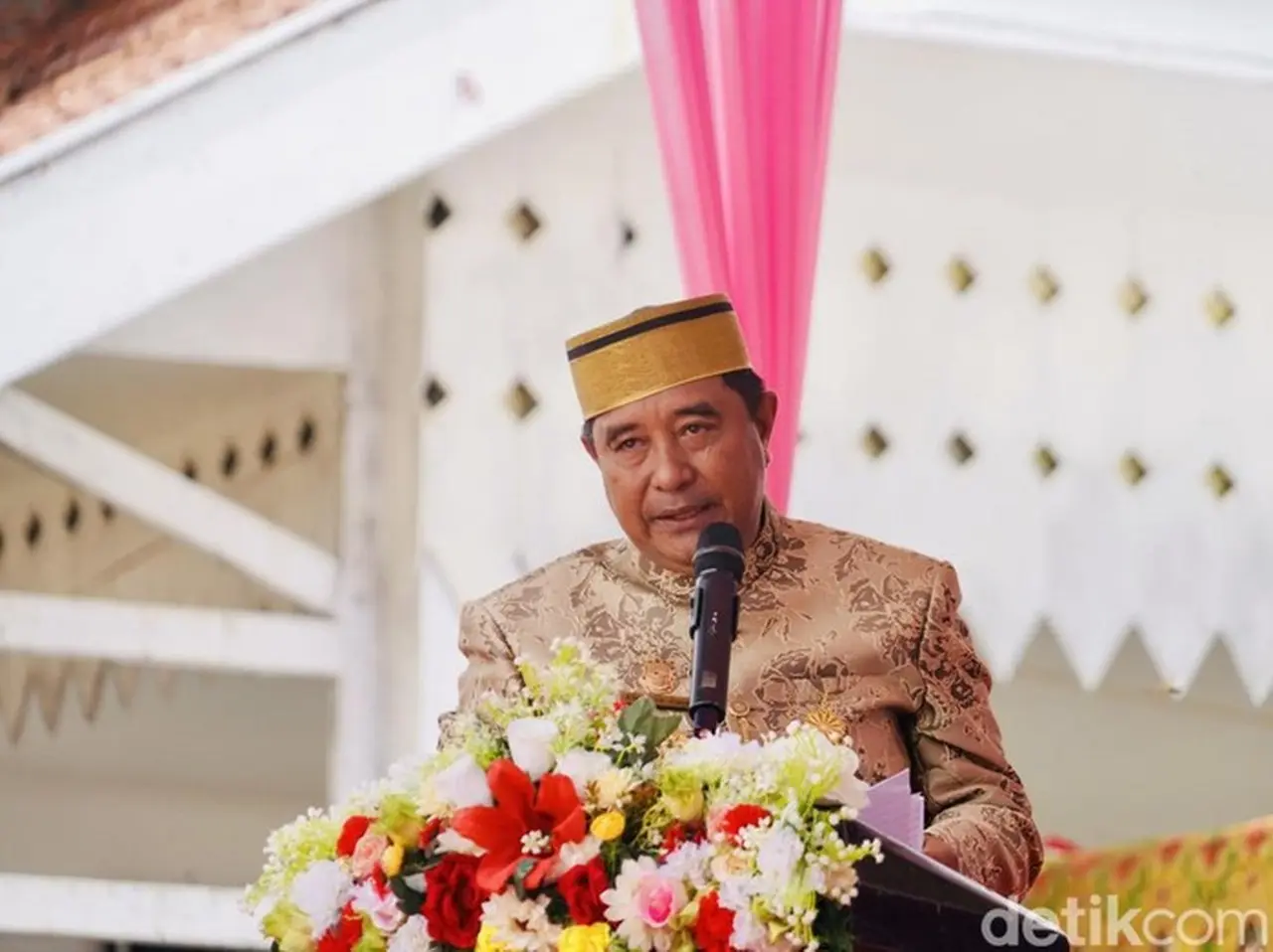Foto: Eks Pj Gubernur Sulsel Bahtiar Baharuddin. (agung Pramono/detiksulsel)