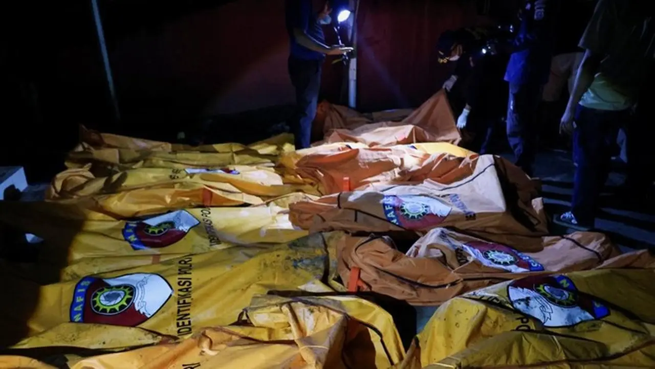 Kebakaran Panti Jompo Manado Tewaskan 16 Penghuni (foto: Reuters/yegar Sahaduta Mangiri)
