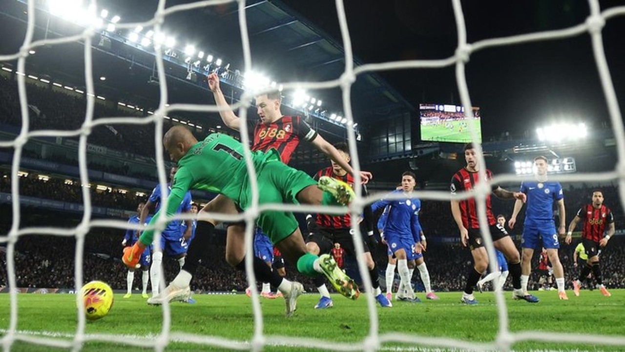 Chelsea Terjebak ‘Virus’ Bola Mati Liga Inggris, Imbang 2-2 Lawan Bournemouth Chelsea Terjebak ‘Virus’ Bola Mati Liga Inggris, Imbang 2-2 Lawan Bournemouth