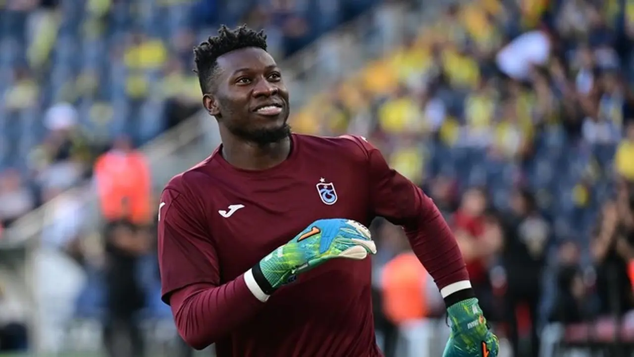 Andre Onana Bahagia Di Trabzonspor (foto: Serhat Cagdas/anadolu Via Getty Images)