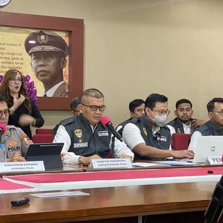 Eks Irjen ESDM Tersangka Korupsi Proyek PLTS Senilai Rp 19 Miliar
