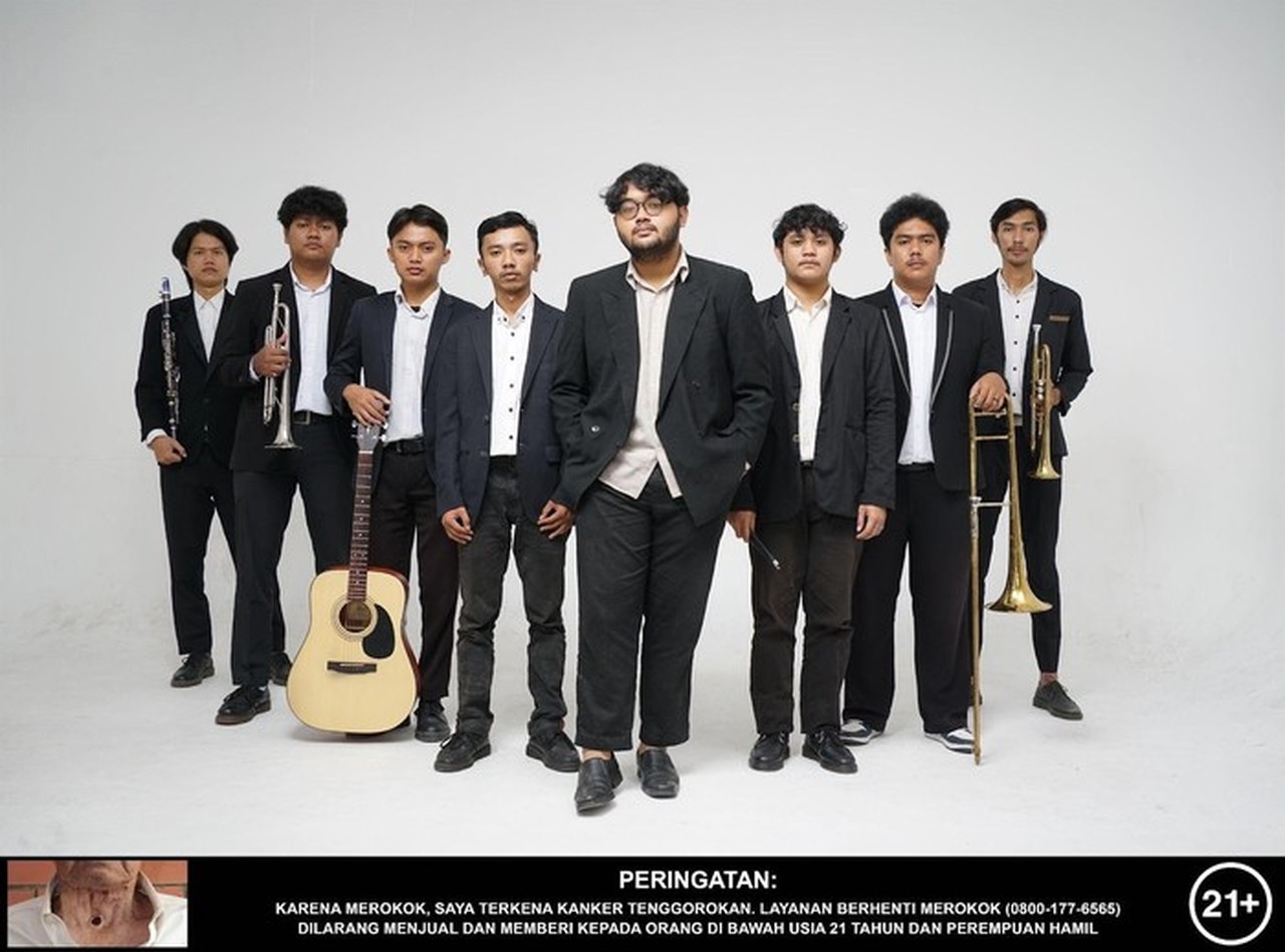 Bluemoon: Dari Iseng Cover Lagu Jazz Hingga Panggung Besar, Band Lokal Ini Terus Berkarya