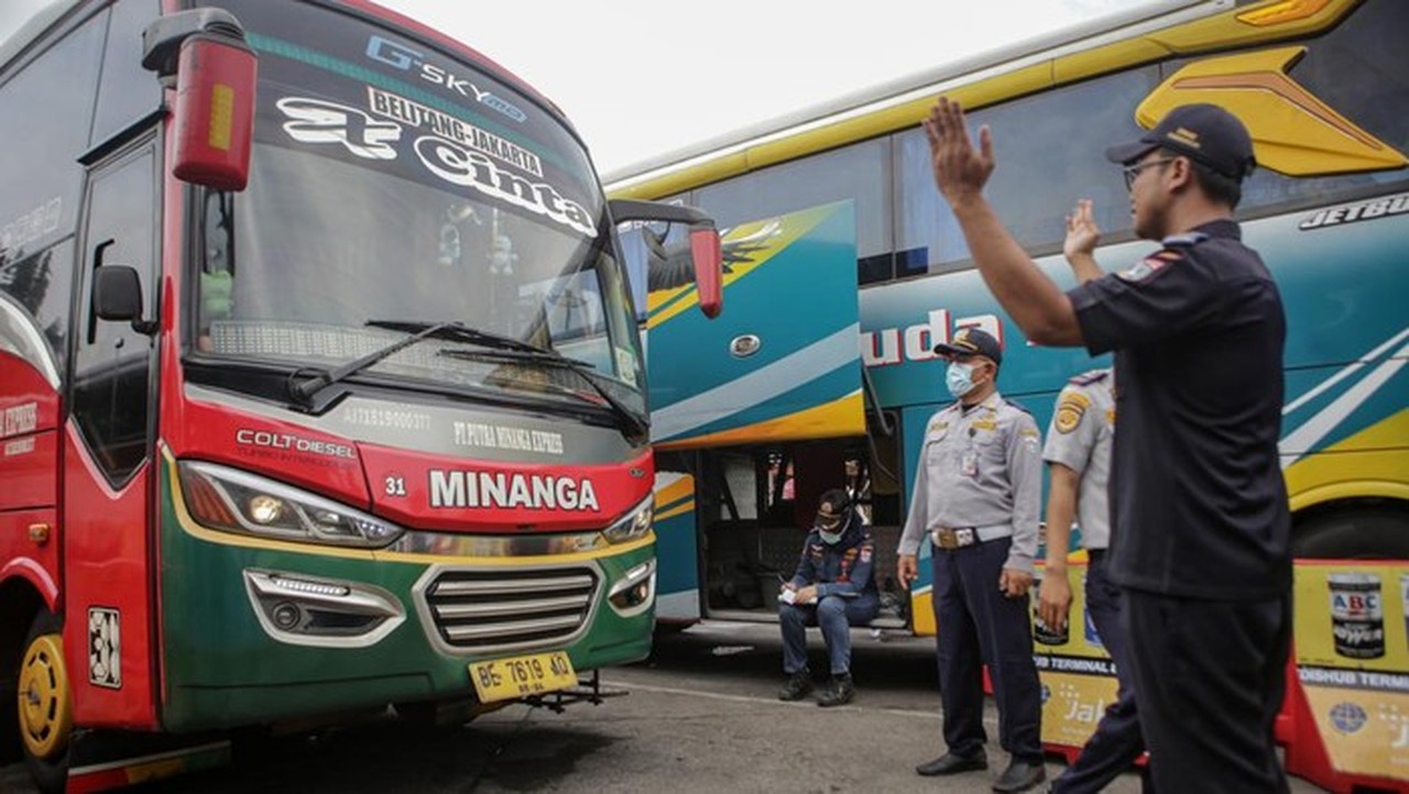 Dishub DKI Tes Kesehatan 368 Sopir Bus dan Ramp Check 1.126 Kendaraan Jelang Nataru