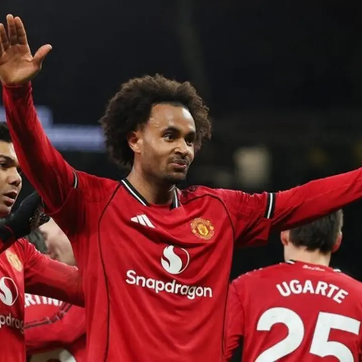 Amorim Ungkap Alasan Zirkzee Ditarik Keluar Lebih Awal Saat MU vs Wolves