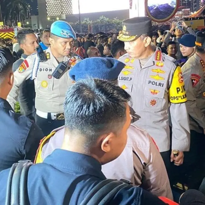 Kapolri Jenderal Listyo Sigit Prabowo Pantau Keamanan Malam Tahun Baru 2026 di Bundaran HI