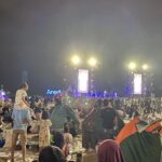 Warga Rela Hujan-hujanan di Ancol Demi Saksikan Konser Dewa 19 di Malam Tahun Baru