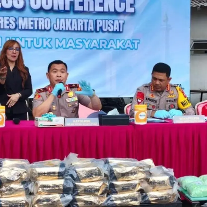 Dua Kurir Sumatera Dibekuk Bawa 100 Kg Sabu, Target Edar Jabodetabek Termasuk Kampung Bahari