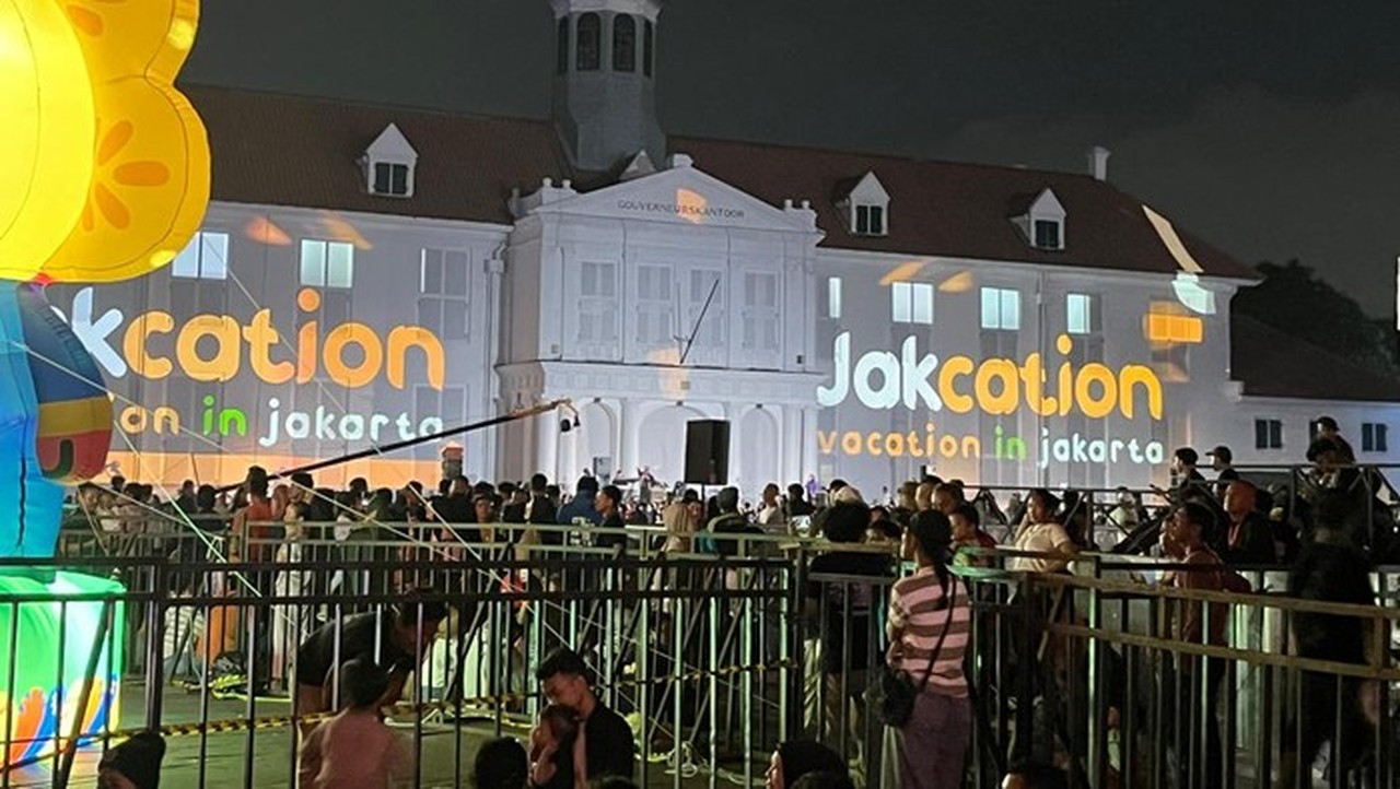 Malam Tahun Baru 2026 di Kota Tua Jakarta: Hiburan, Doa Lintas Agama, dan Keriuhan Pedagang