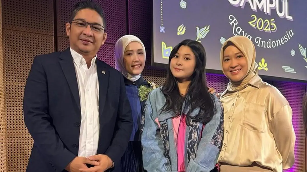 Nasha Anak Pasha Dan Okie Agustina Dalam Media Sosial Miliknya. Foto: Dok Instagram Okieagustina