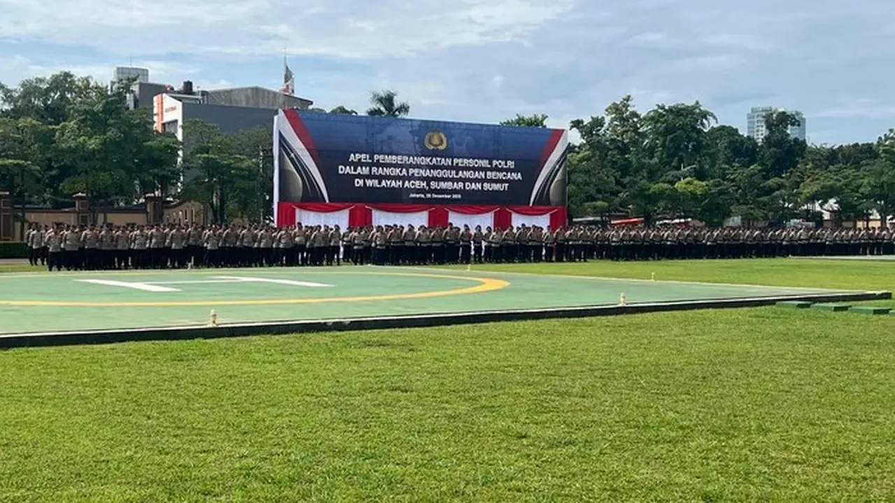 Apel Keberangkatan Personil Polri Bantu Pemulihan Bencana Di Aceh. (rumondang Naibaho/detikcom)