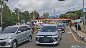 Rekayasa Lalu Lintas Puncak: One Way Arah Jakarta Berlaku Siang Ini