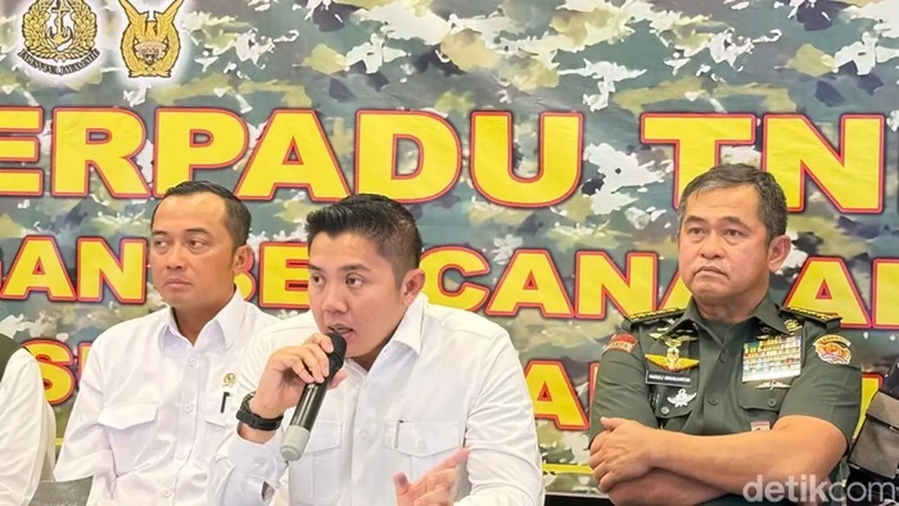 Seskab Teddy Indra Wijaya (eva/detikcom)