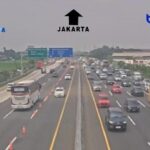 Libur Nataru, Arus Lalu Lintas Tol Layang MBZ dan Tol Japek Padat di Sejumlah Titik