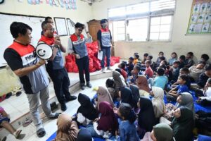 Pertamina Peduli Gelar Trauma Healing untuk Anak Korban Bencana di Agam