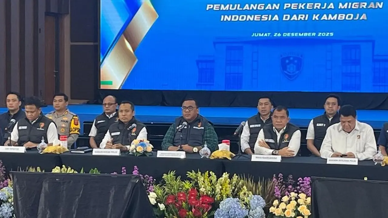 Foto: Konferensi Pers Pemulangan Sembilan Wni Korban Tppo Dari Kamboja. (rumondang/detikcom)