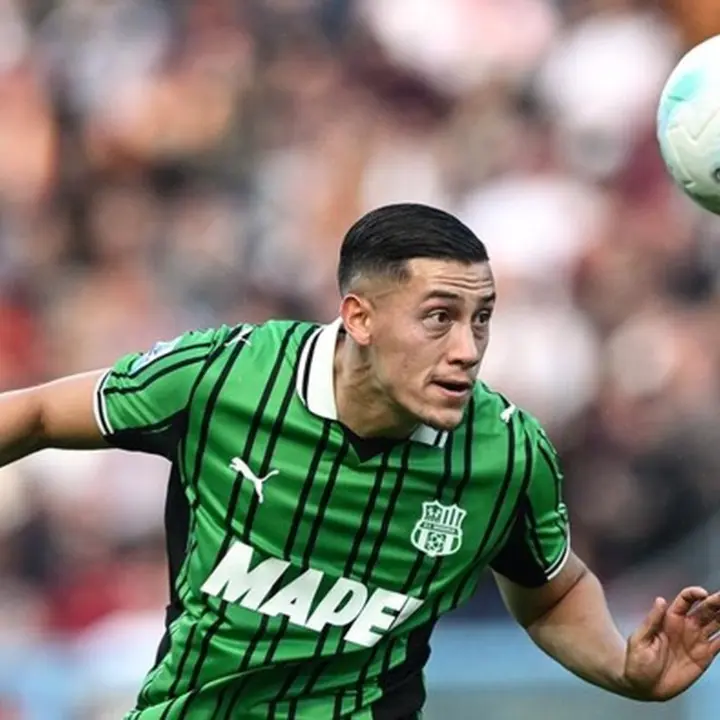 Jay Idzes Diprediksi Terima Gaji Rp 42 Miliar Jika Gabung AC Milan atau Inter Milan
