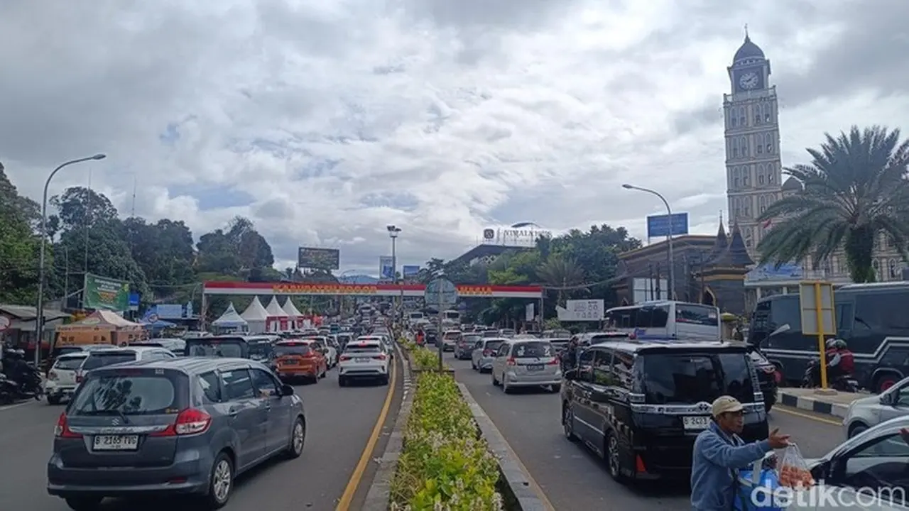 Foto: Lalin Di Simpang Gadog Bogor Padat (rizky/detikcom)