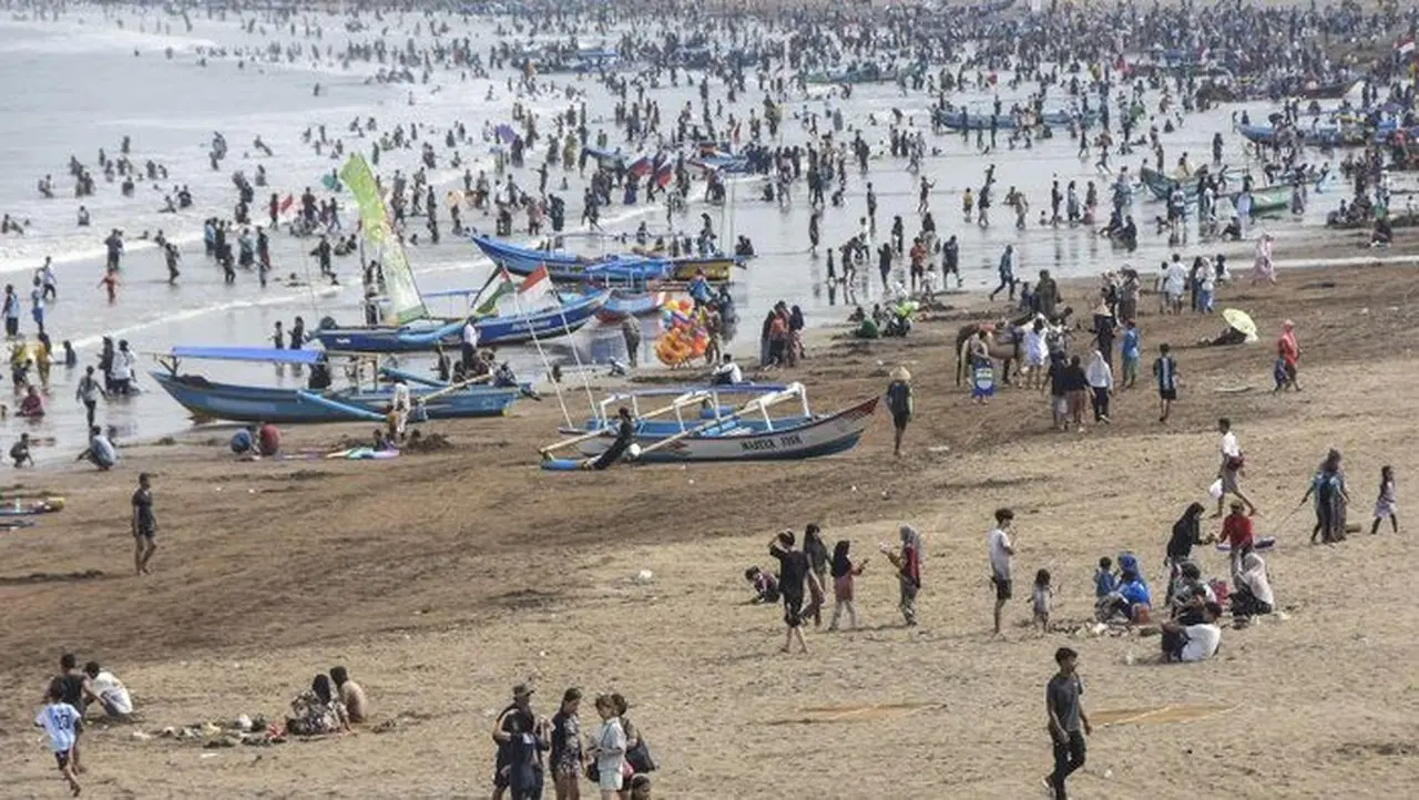 Foto: Pengunjung Wisata Di Jabar (dok Antara)