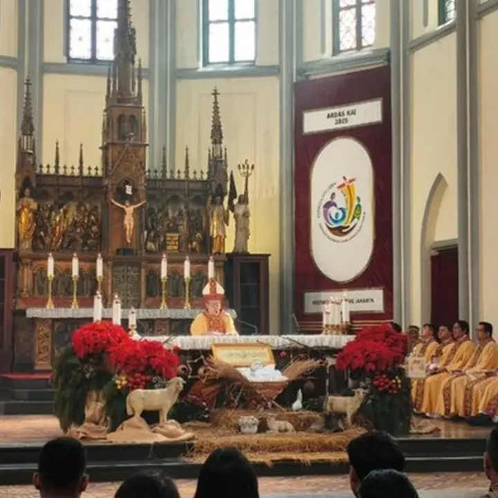 Kardinal Suharyo Ingatkan Bahaya Uang dan Korupsi dalam Misa Natal, Kutip Pesan Paus Fransiskus