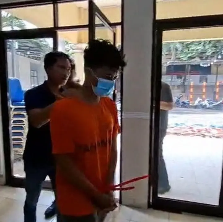 Mahasiswa Jurusan IT Terungkap Sebagai Pelaku Peneror Bom ke 10 Sekolah di Depok