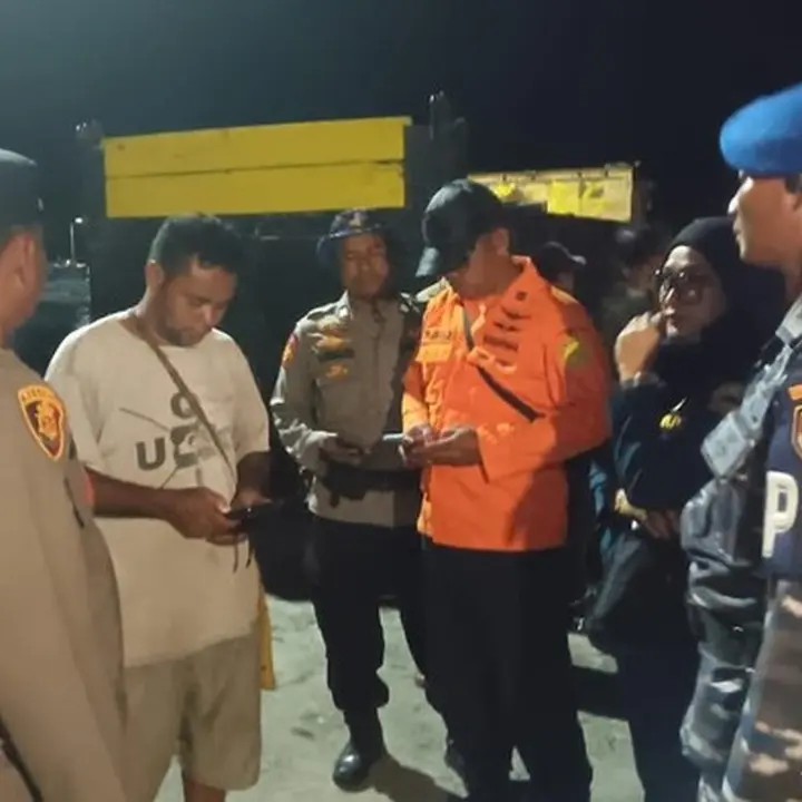 Truk Sampah Terjun ke Laut Nabire, Sopir Tewas, Bocah 5 Tahun Hilang
