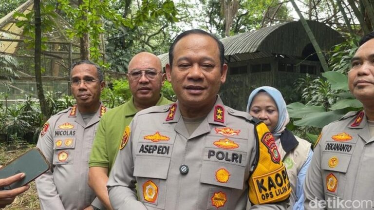 Kapolda Metro Pastikan Keamanan Wisatawan Ragunan, Patroli Skuter Dikerahkan
