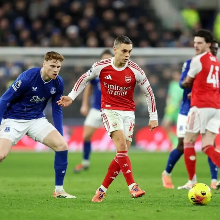 Alan Shearer Beri Nasihat Arsenal: Tingkatkan Ketajaman Lini Depan untuk Raih Gelar Juara