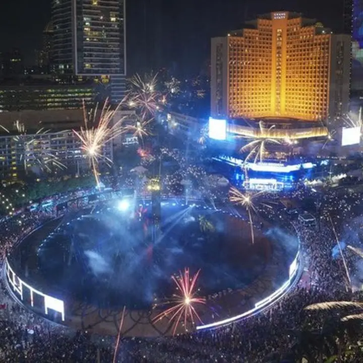 Malam Tahun Baru di Jakarta: Car Free Night Bundaran HI, 8 Panggung Hiburan, Tanpa Kembang Api
