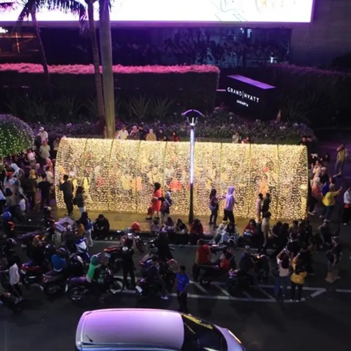 Libur Natal 2025: Warga Jakarta Pilih Bertahan, Destinasi Lokal Banjiri Pengunjung