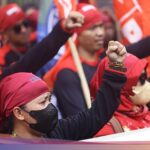 Buruh Gelar Demo Tolak UMP 2026 di Istana dan DPR, Tuntut Revisi Upah Minimum