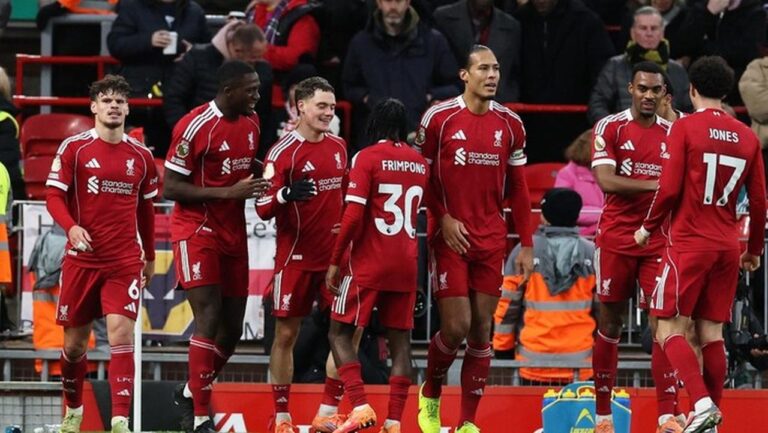 Arne Slot Girang Liverpool Raih Kemenangan Keempat Beruntun di Anfield