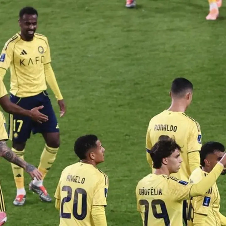 Sorotan Kursi Kosong di Stadion Saat Cristiano Ronaldo Kembali Membela Al Nassr