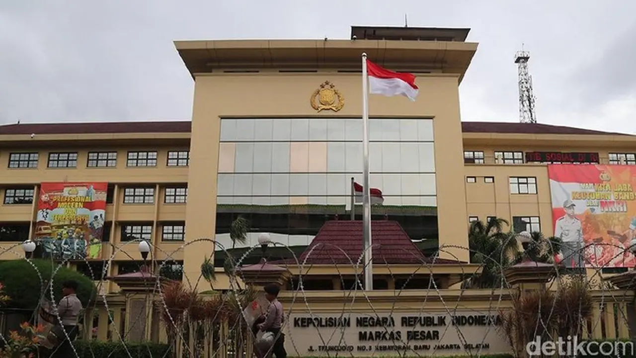 Gedung Mabes Polri (foto: Ari Saputra)