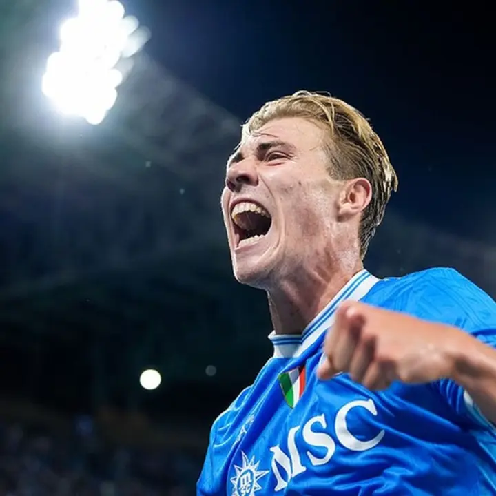 Christian Vieri: Rasmus Hojlund Salah Satu Striker Terbaik Dunia di Bawah Conte