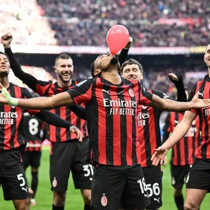 AC Milan Puncaki Klasemen Serie A Usai Bungkam Hellas Verona 3-0 Berkat Brace Nkunku