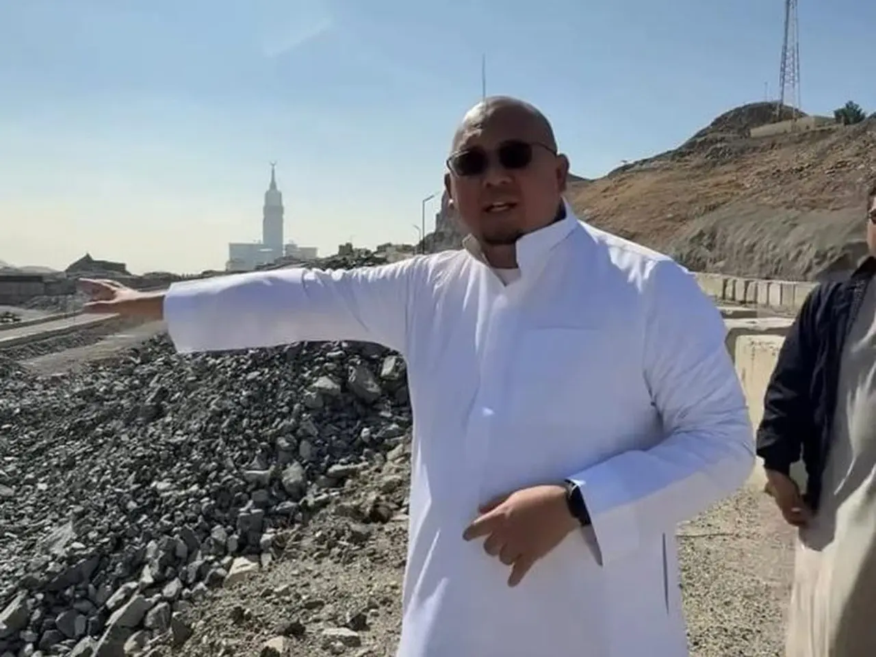 Andre Rosiade Cek Lahan Kampung Haji Ri Di Arab Saudi (foto: Screenshoot Video Dari Instagram Andre Rosiade)