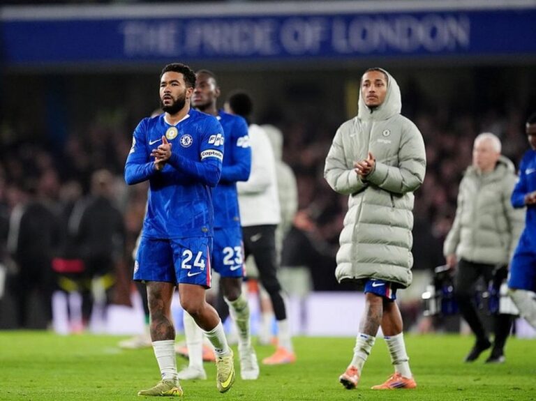 Chelsea Kalah Dramatis dari Aston Villa, Moises Caicedo Akui Perlu Terus Belajar