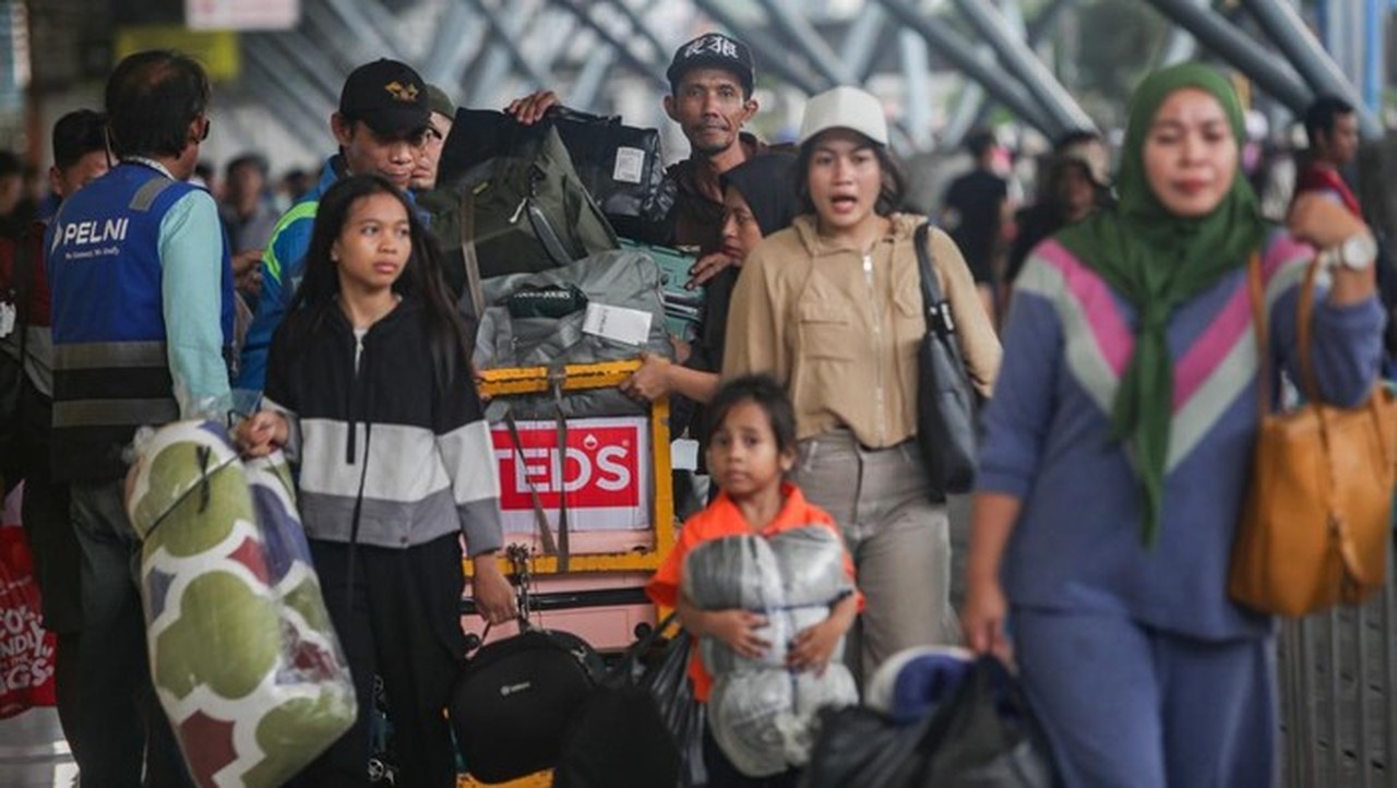 Diskon Tiket Kapal PELNI Sisa 32%, Antusiasme Penumpang Libur Akhir Tahun Tinggi