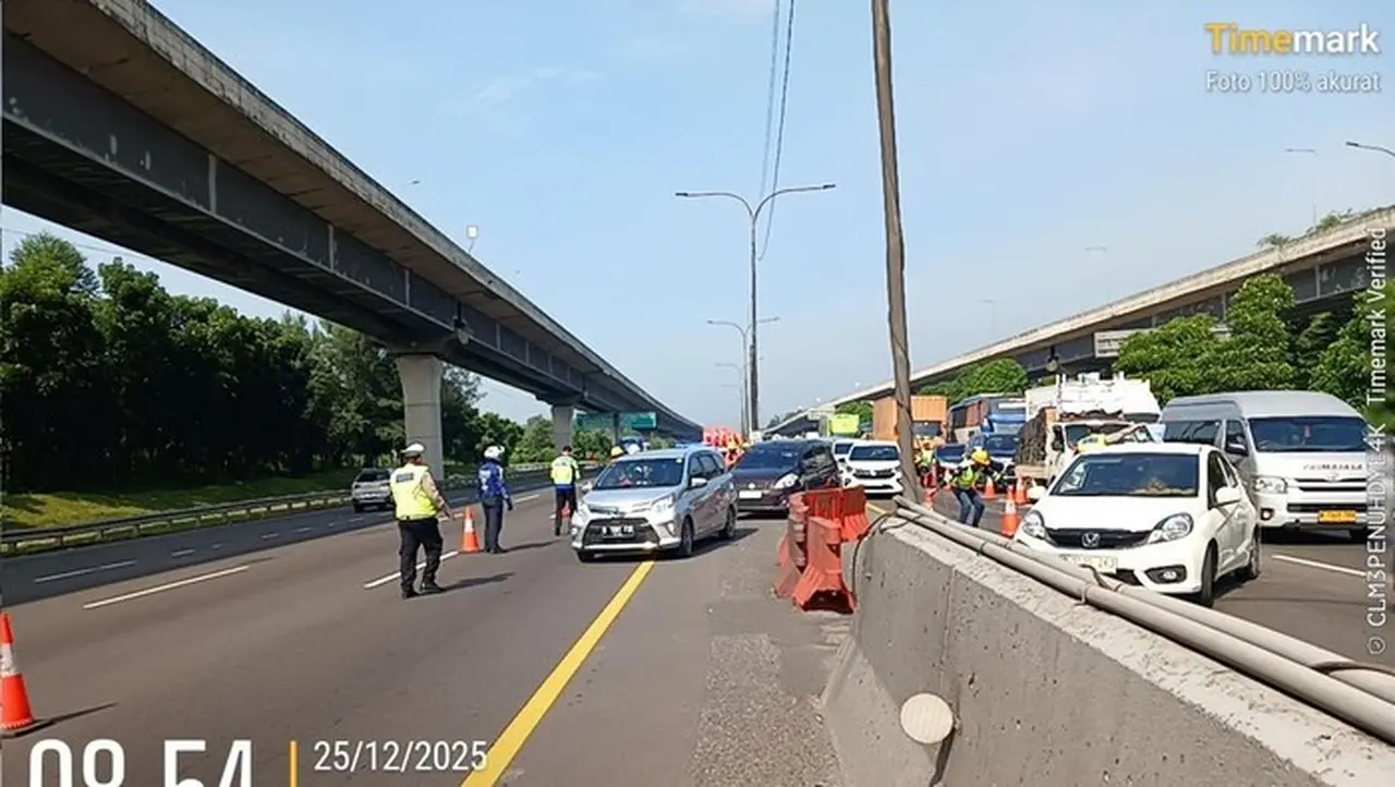 Foto: Rekayasa Lalu Lintas Contraflow Diterapkan Di Tol Jakarta Cikampek Km 47 Km 65. (dok.istimewa)