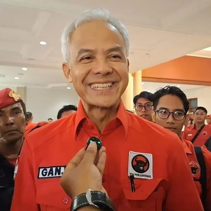 Ganjar Pranowo: Pengurus Baru PDIP Jateng Harus Segera Berbakti untuk Rakyat