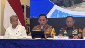 Kapolri Sebut 10.759 Personel Dikerahkan untuk Penanganan Bencana di Sumatera