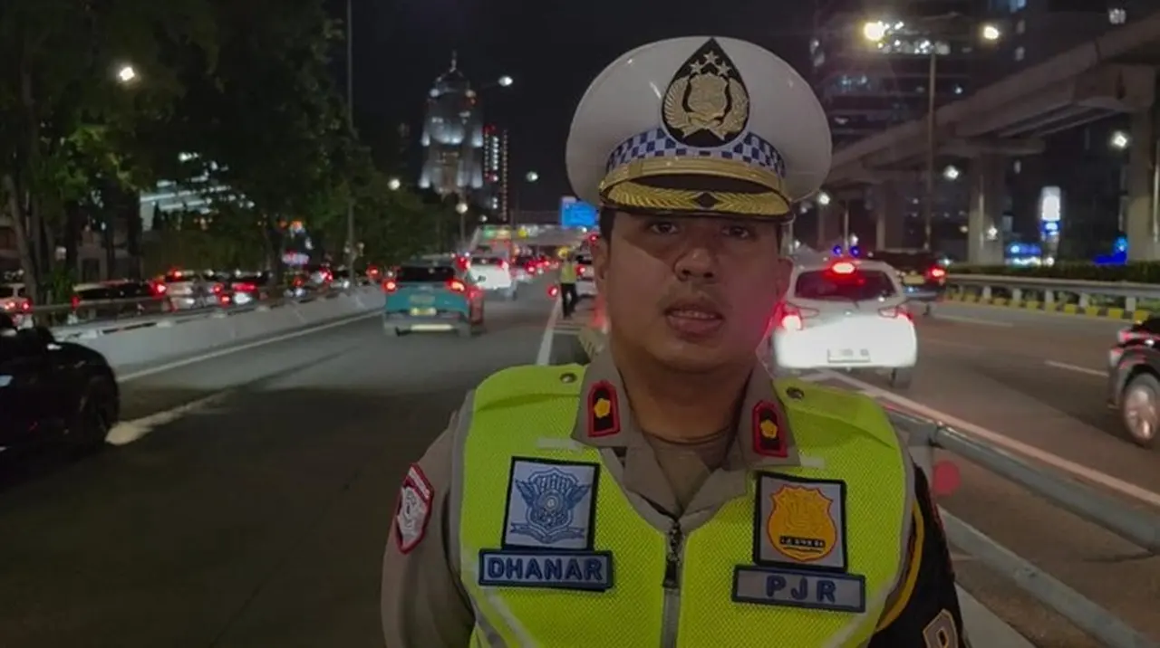 Foto: Kasat Pjr Ditlantas Polda Metro Jaya Kompol Dhanar Dhono Vernandhie. (dok. Istimewa)