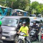 Demo Buruh Tuntut UMP Rp 5,8 Juta Lumpuhkan Lalu Lintas Medan Merdeka Selatan