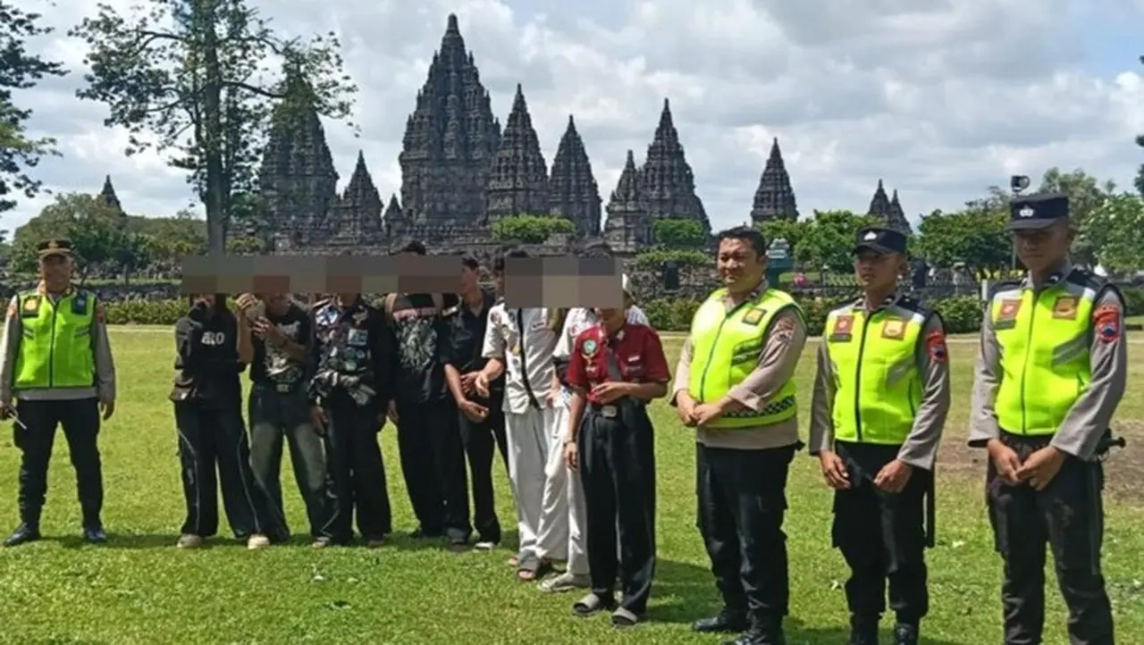 Foto: Para Pelajar Dibina Polsek Prambanan. (dok. Polsek Prambanan)